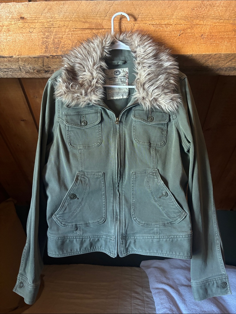LUCKY BRAND Women’s Faux Fur Collar Utility Jacket - Olive